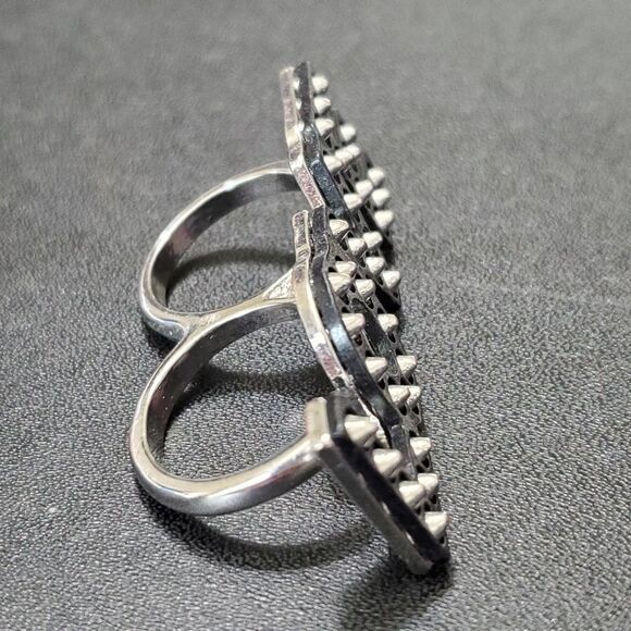 Silver tone and black double finger love ring - Picture 7 of 11